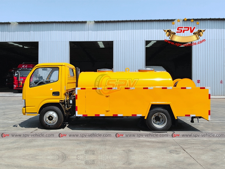 3,000 Litres Sewer Jetting Truck Dongfeng - LS 3,000 Litres Sewer Jetting Truck Dongfeng - LS